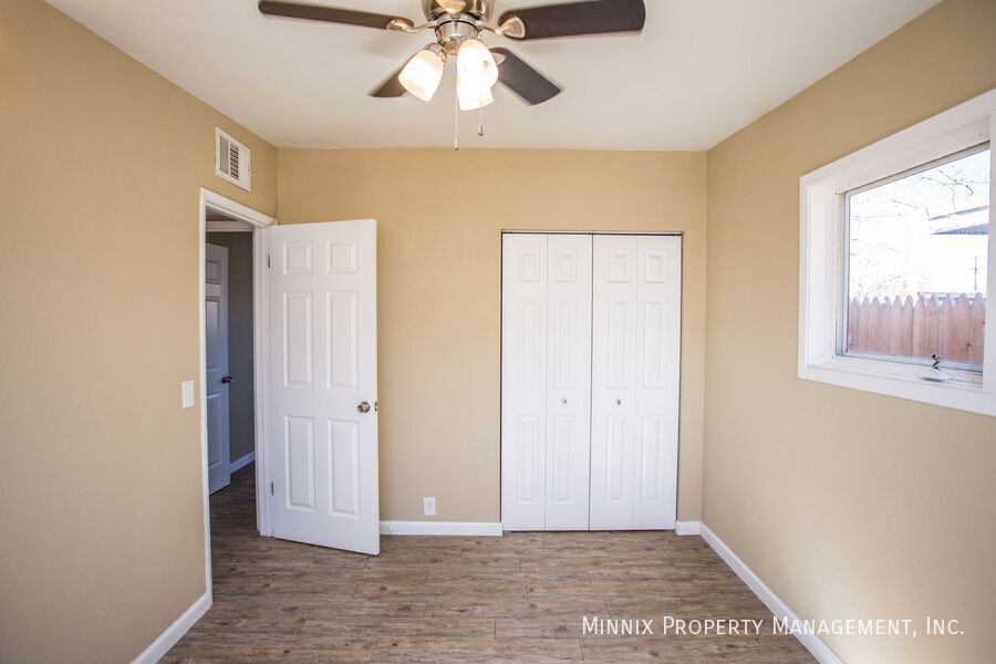 Building Photo - 2107 48th St