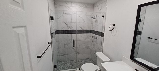 Building Photo - 630 N 58th Ave