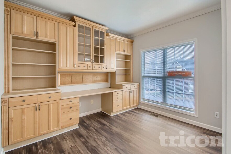 Building Photo - 1241 Andrew Donelson Dr