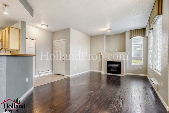 Building Photo - Bright Ground-Floor Condo with Private Patio in Beaverton