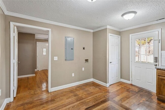 Building Photo - 891 N Eugenia Pl NW