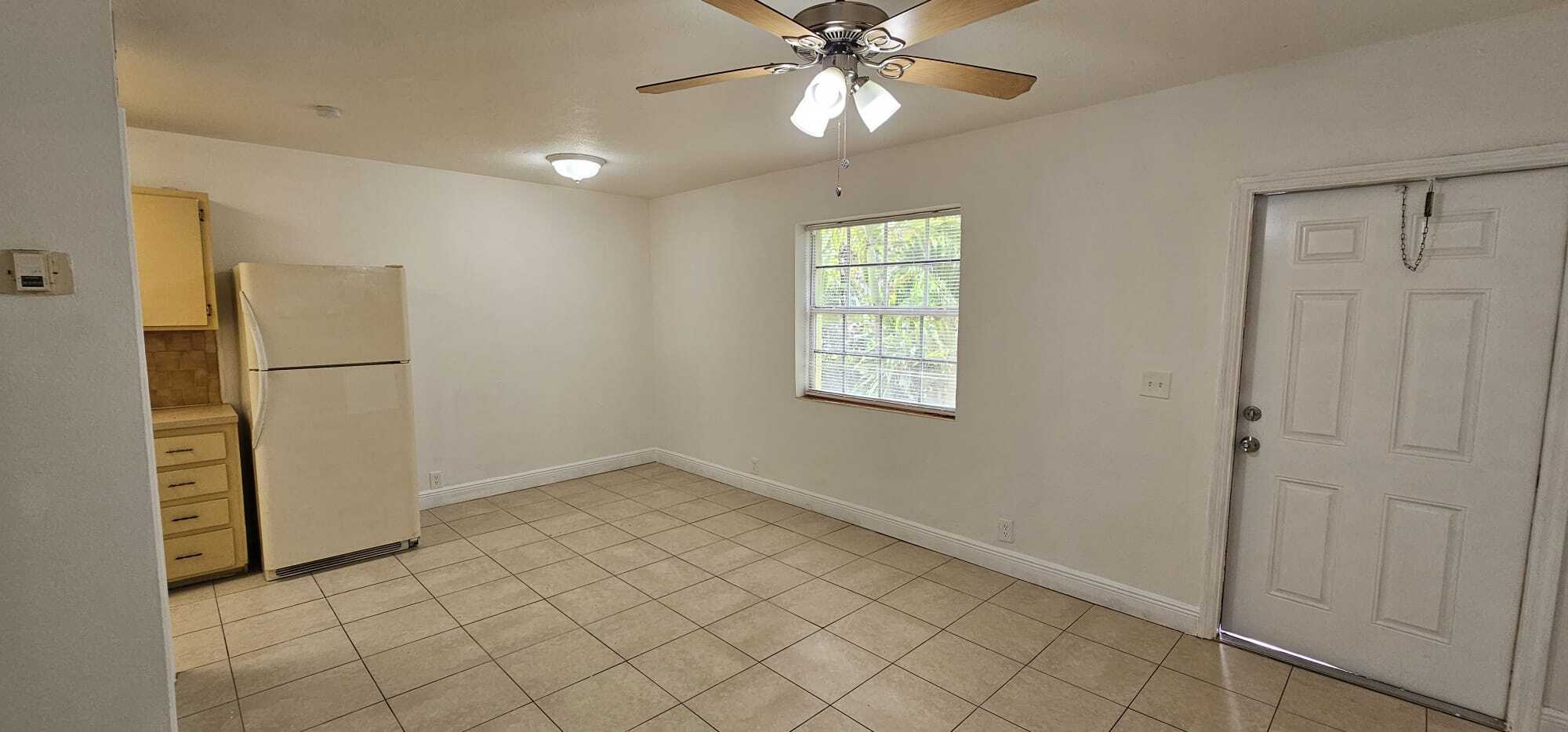 Building Photo - 9614 NW 5th Ave