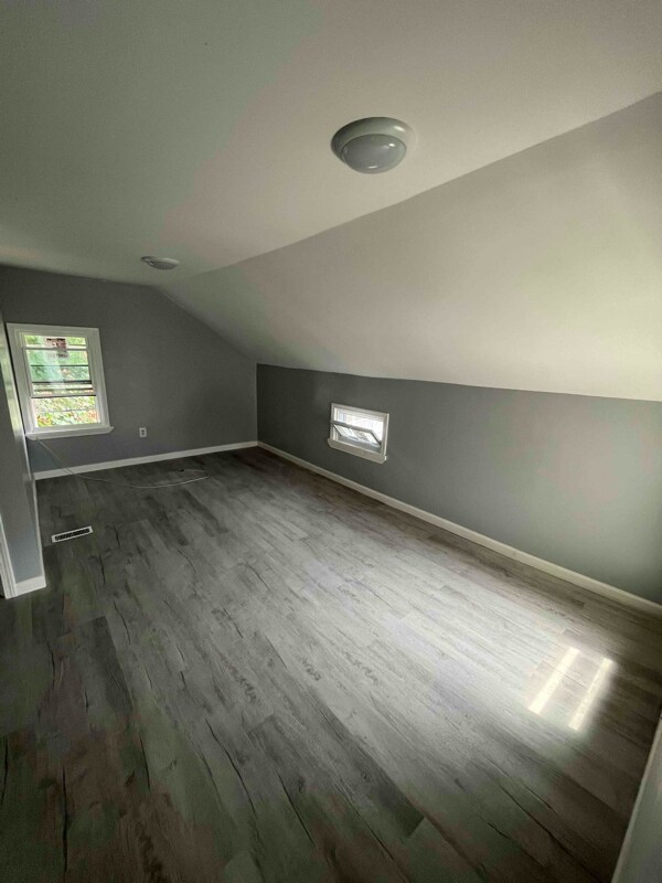 Building Photo - 414 N Bellinger St