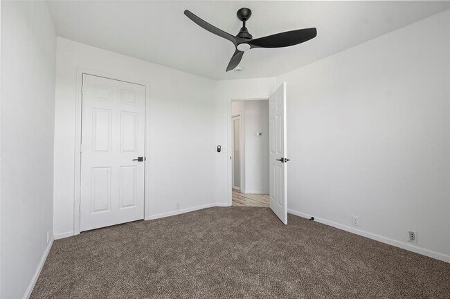 Building Photo - 16879 Mammoth Springs Dr