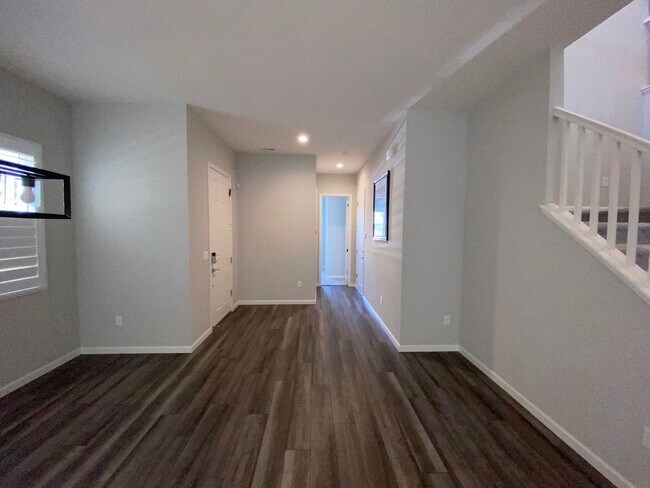 Building Photo - Built 2022 Sparks Spanish Springs 4+ Bedro...