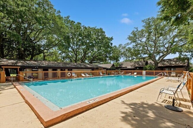 Building Photo - 3871 Indian Trail