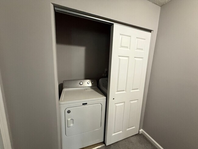 Building Photo - 906 Seabreeze Ct