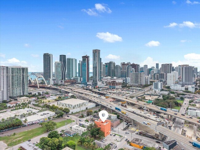 Building Photo - 123 NW 14th St