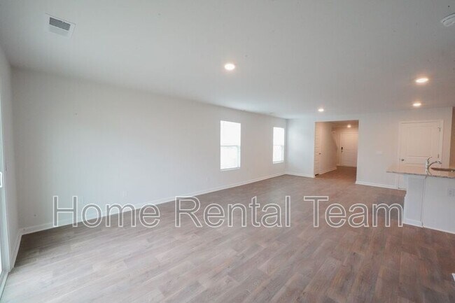 Building Photo - 463 Coconut Dr