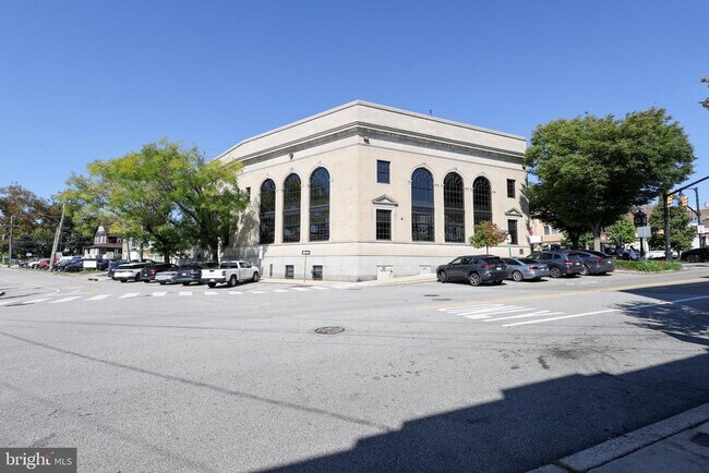 Building Photo - 105 S Wayne Ave