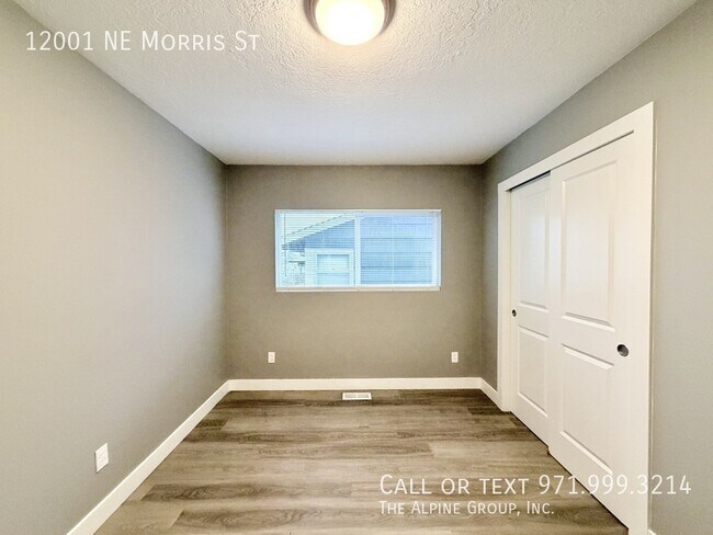 Building Photo - 12001 NE Morris St