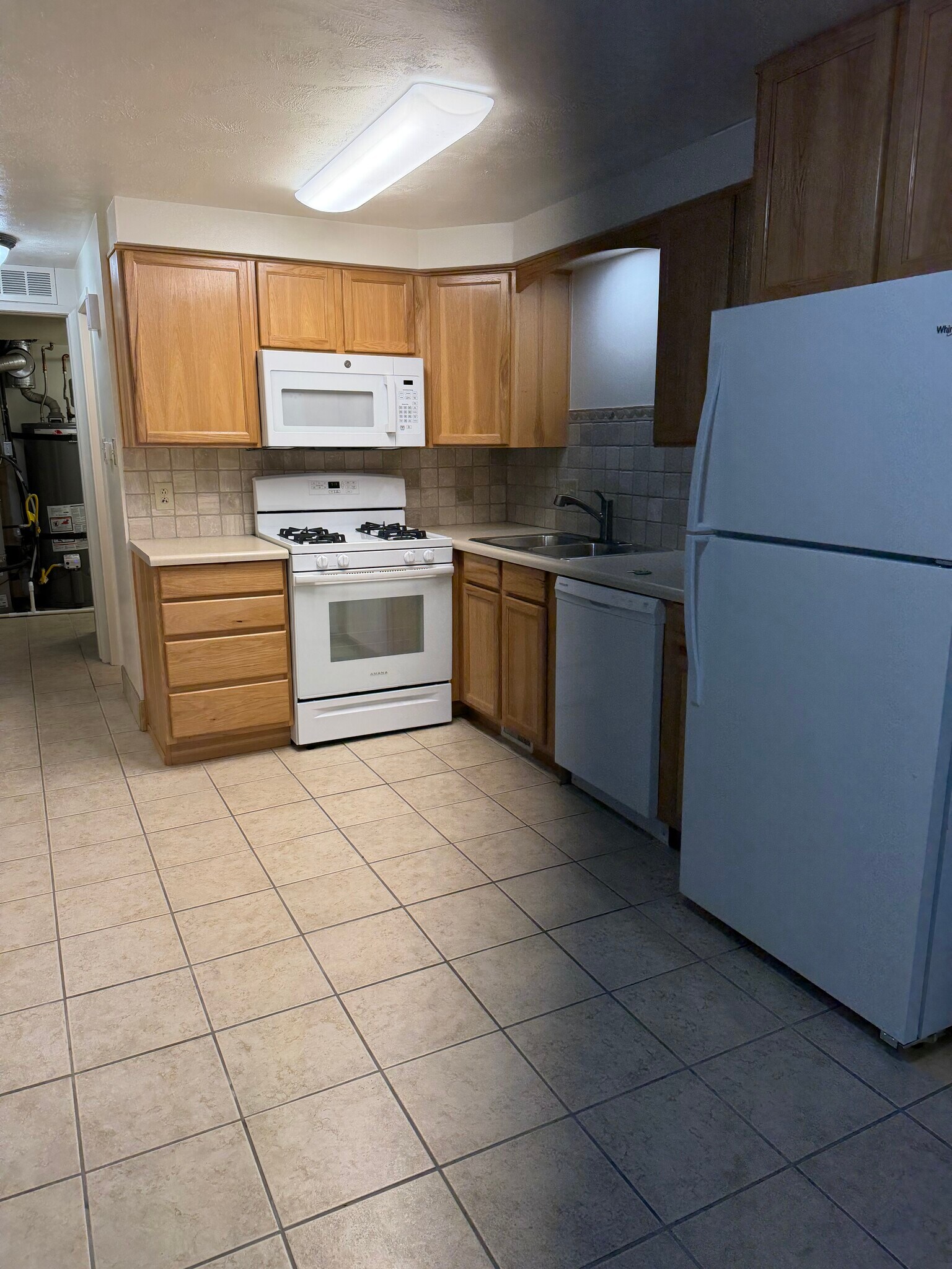 Kitchen - 1306 S 200 W