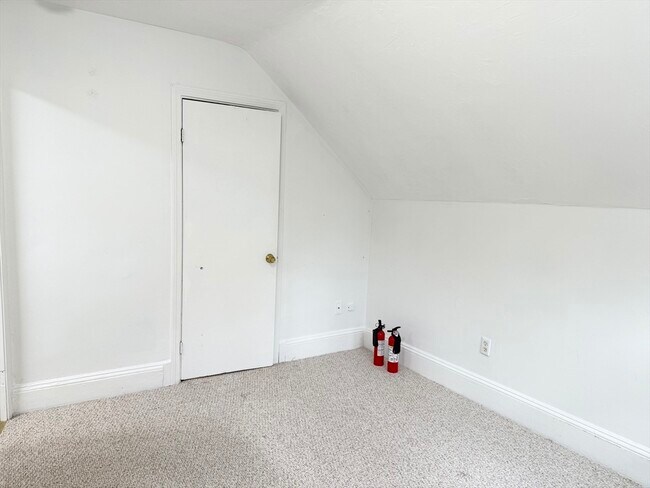 Building Photo - 45 Emmett Ave