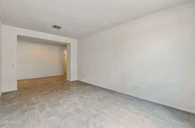 Building Photo - 17151 W Oberlin Way