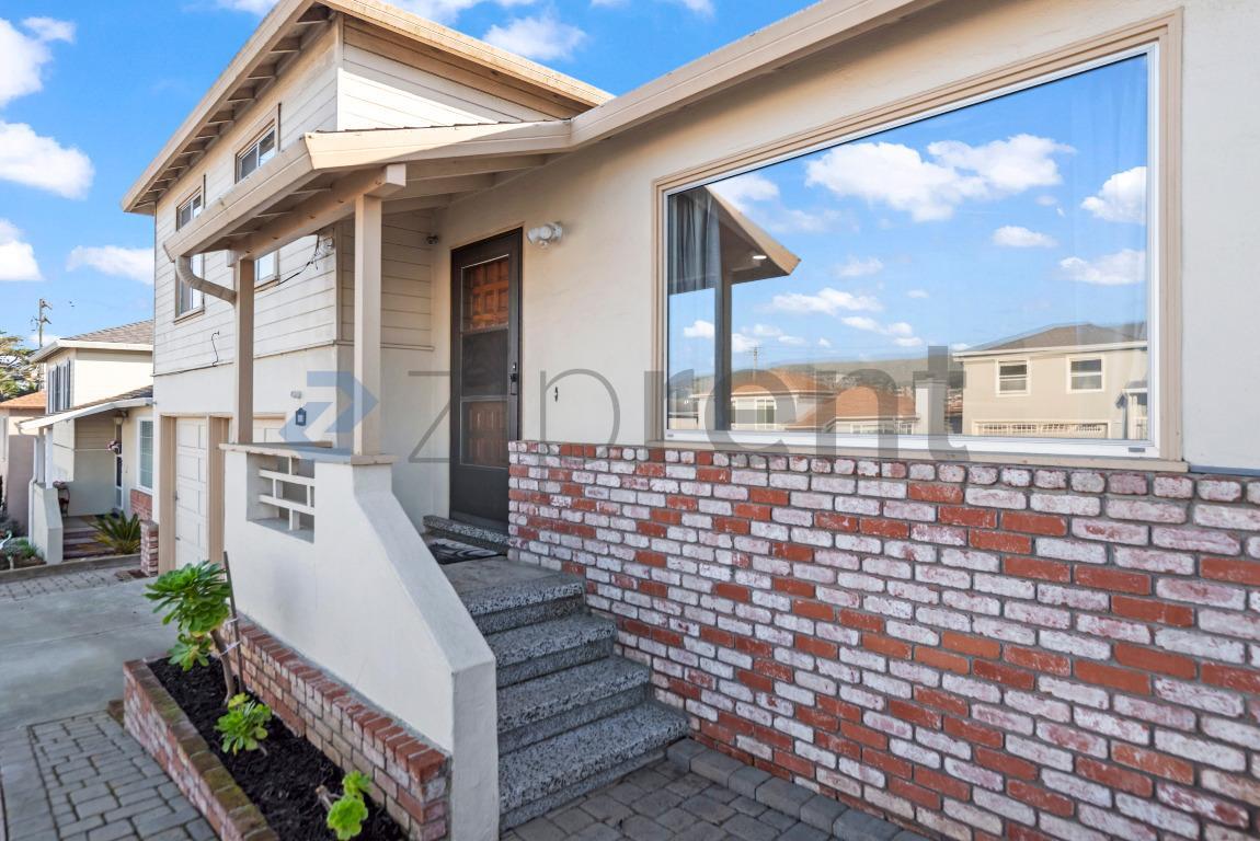 Building Photo - 109 Alta Mesa Dr