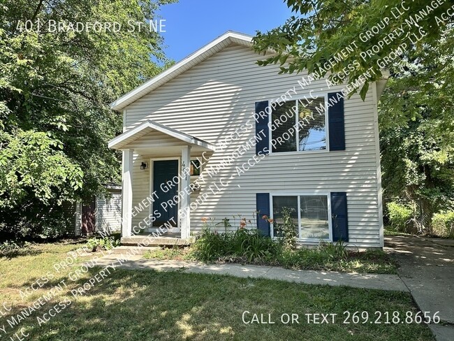 Building Photo - 401 Bradford St NE