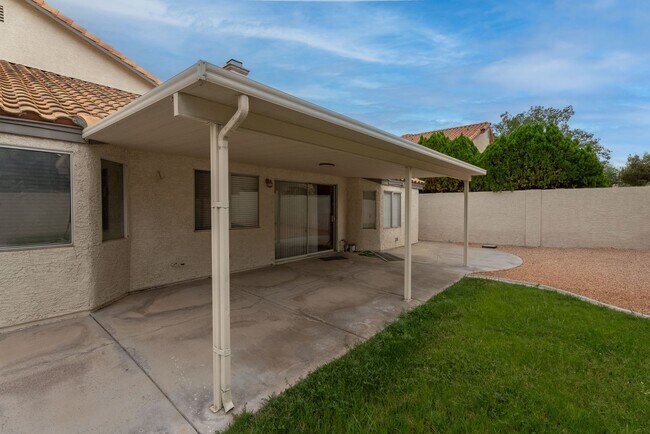 Building Photo - 10024 Sail Landing Ct