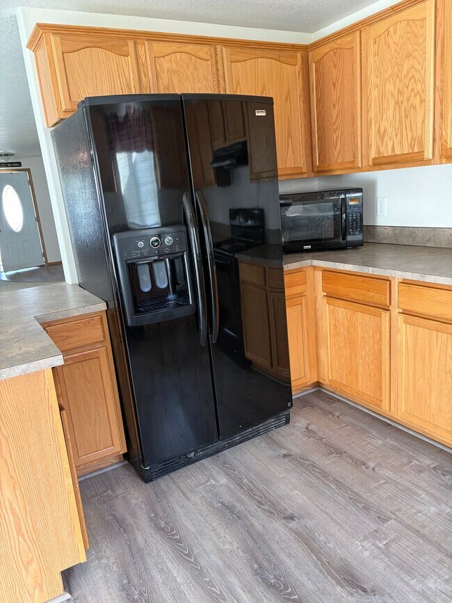 Building Photo - Ranch Style Home in Carlton