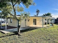 Building Photo - 22086 Beverly Ave