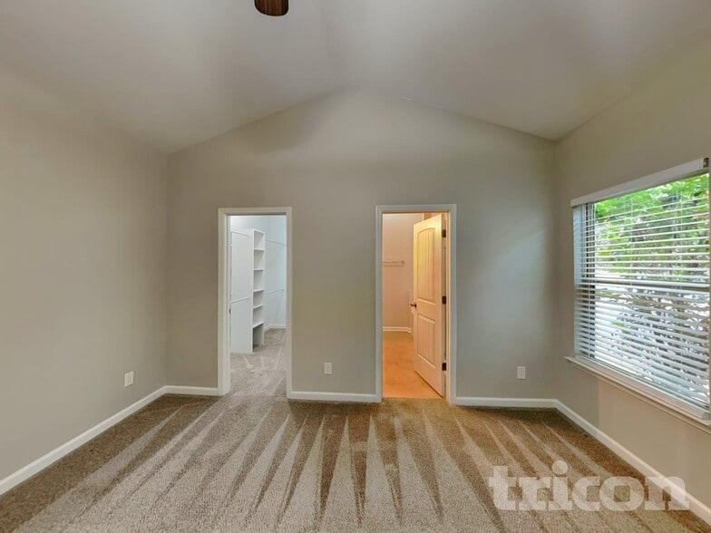 Building Photo - 58 Village Pass