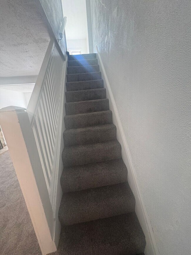 Building Photo - Coming Soon!