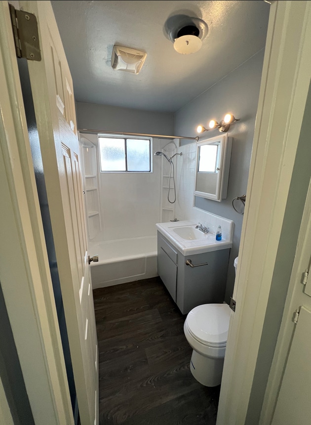 Building Photo - 401 Irene St