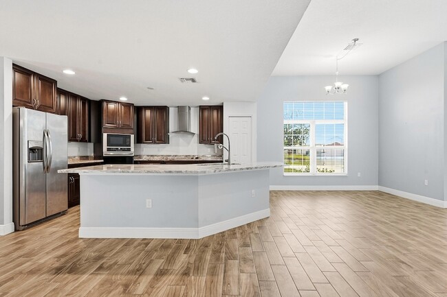 Building Photo - 1280 SW Kalevala Dr