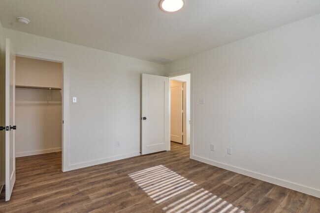 Building Photo - Resort Living with One Month FREE!!!