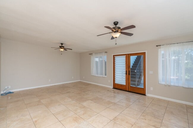 Building Photo - 3 Bedroom Home with Solar in Bay Park