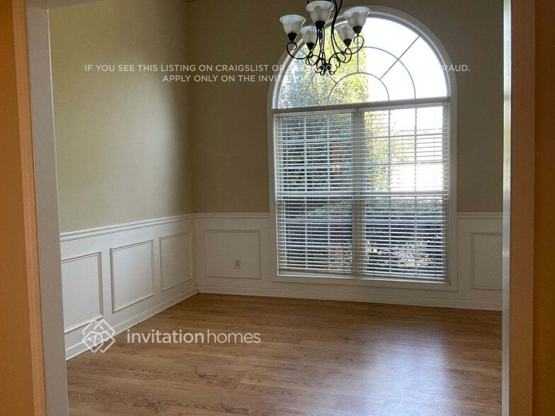 Building Photo - 315 Meadow Gate Ct
