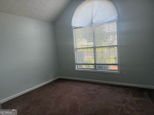 Building Photo - 2361 Cove Lake Way