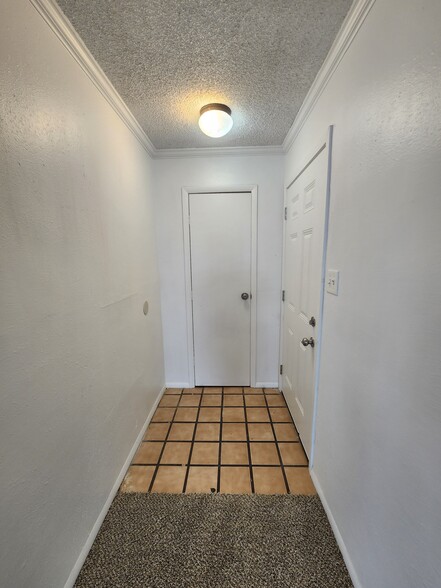 Entry way - 7408 Avenue X