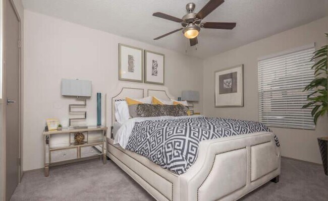 Building Photo - 2 bedroom in Haltom City TX 76137