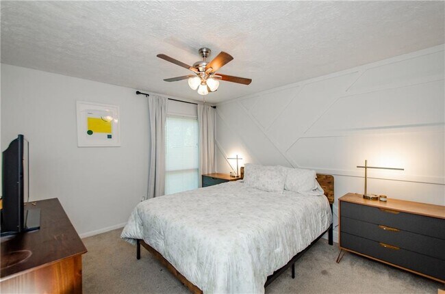 Building Photo - 5157 Roswell Rd NE