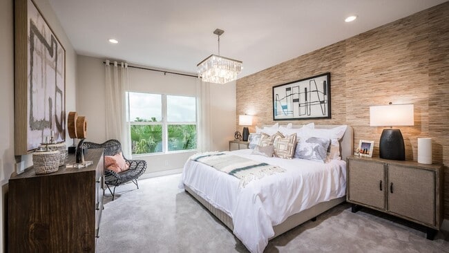 Building Photo - 563 Parsons Way