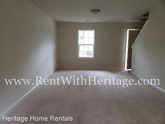 Building Photo - 3 br, 2.5 bath House - 4033 Sitka Drive