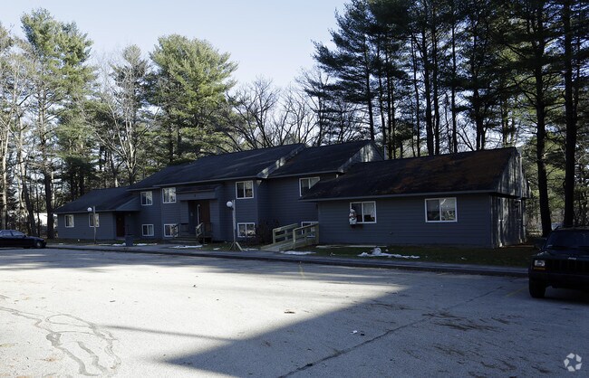 Building Photo - The Ledges