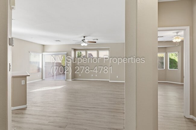 Building Photo - NW!! Single Story!! New Luxury Vinal Plank flooring!! New Carpet Bedrooms 2 & 3!!! New Interter P...