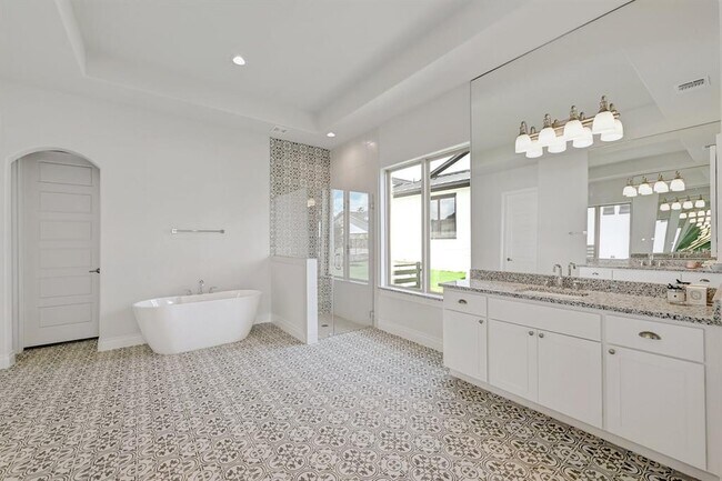 Building Photo - 4809 Serene Hills Dr