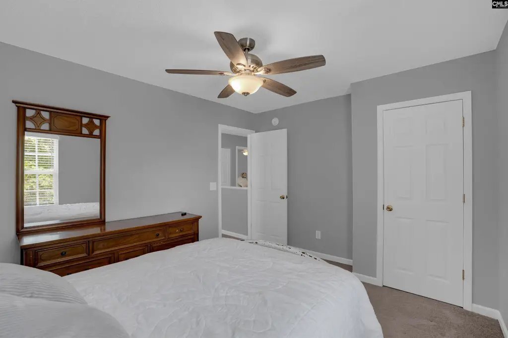 Building Photo - 2091 Lake Carolina Dr