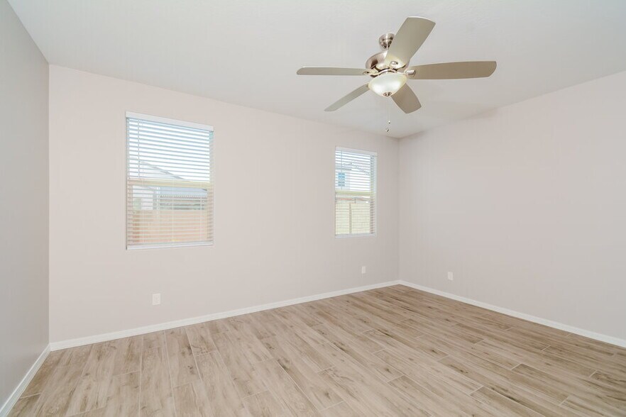 Building Photo - 12631 W Junipero Ct
