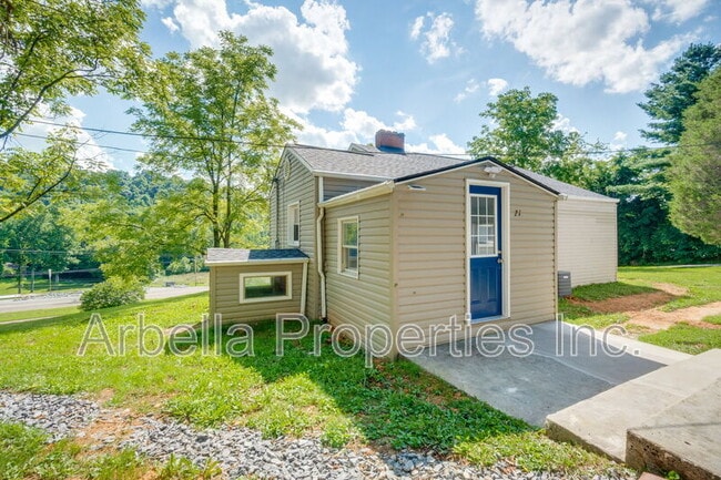Building Photo - 2637 US-11W