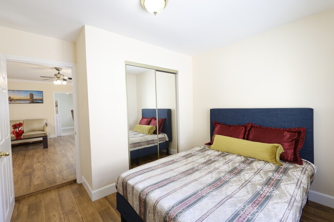 Building Photo - 18621 Bryant St