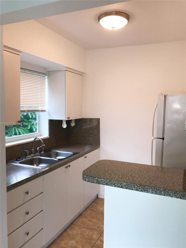 Building Photo - 2829 Jackson St