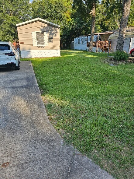 Primary Photo - 24029 Cherokee Trace