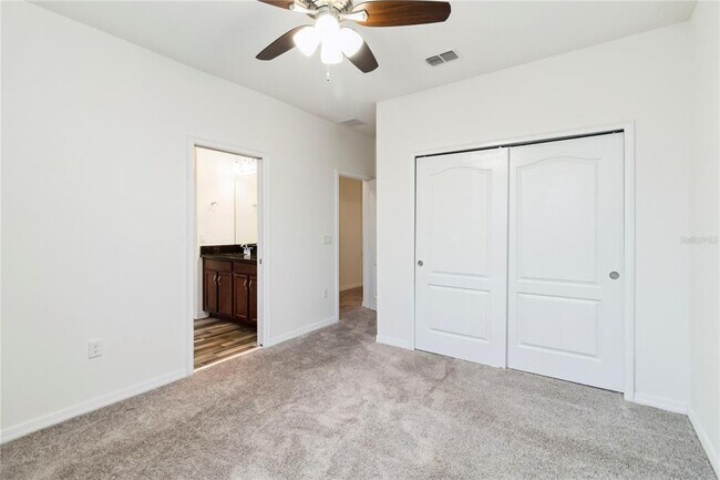 Building Photo - 10466 Siddington Dr