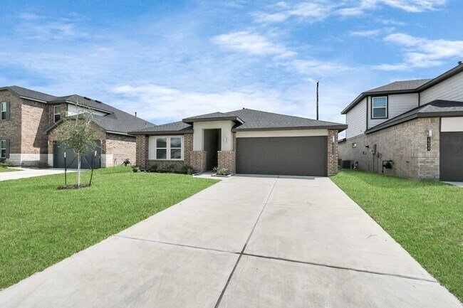 Building Photo - 29935 Gallatin River Ln