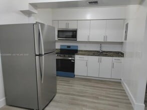 Building Photo - 2025 NW 91st St