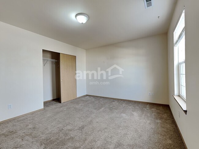 Building Photo - 10310 193rd Street Court E