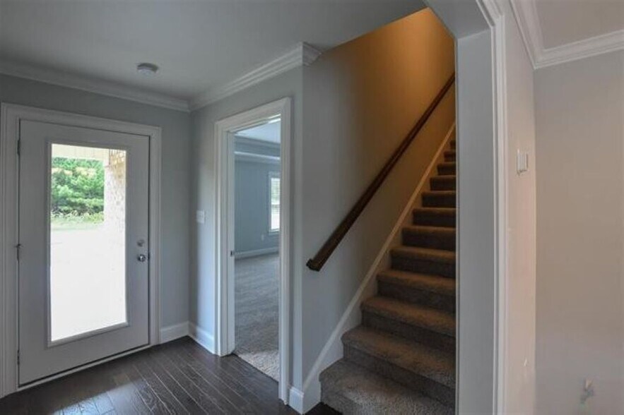 Building Photo - 113 Gary Allen Blvd